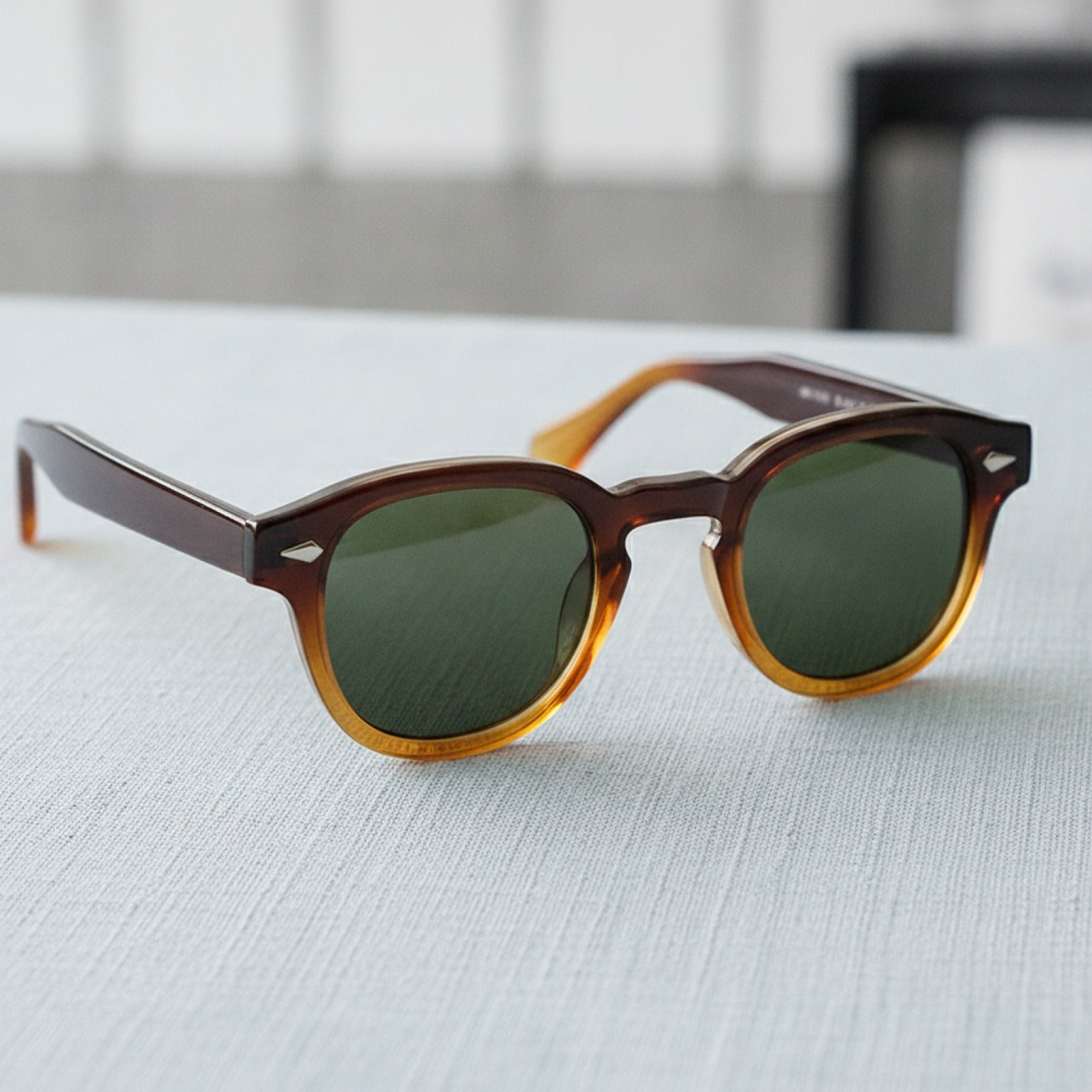 Lunettes de Soleil Rétro Vintage avec Rivets